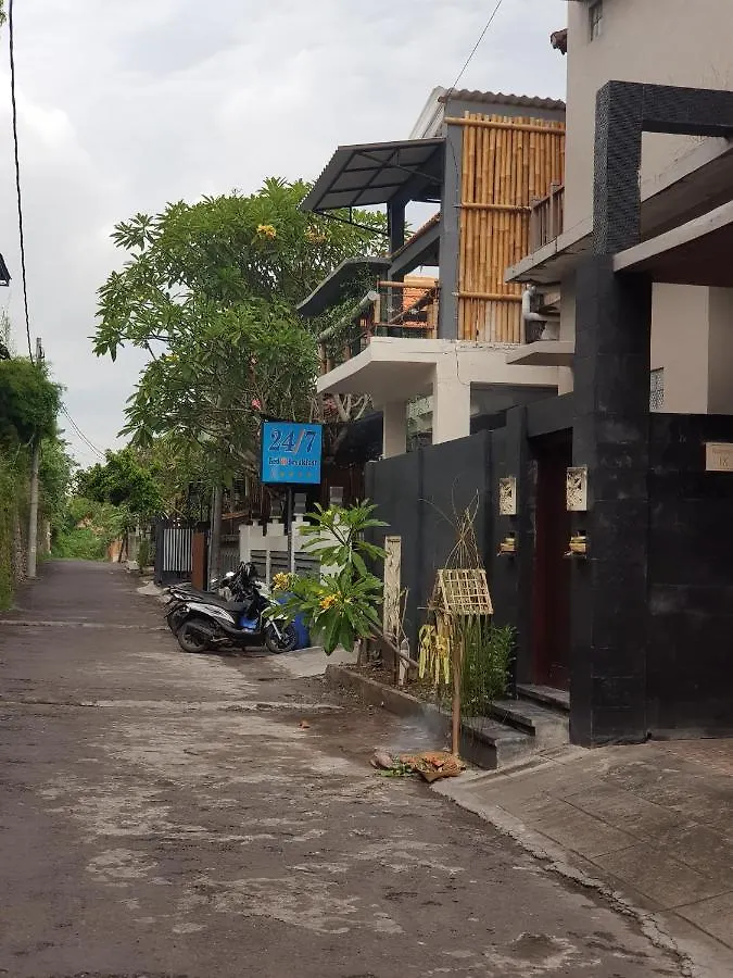 ジンバラン 24/7 ベッド ＆ ブレックファースト Bed & Breakfast